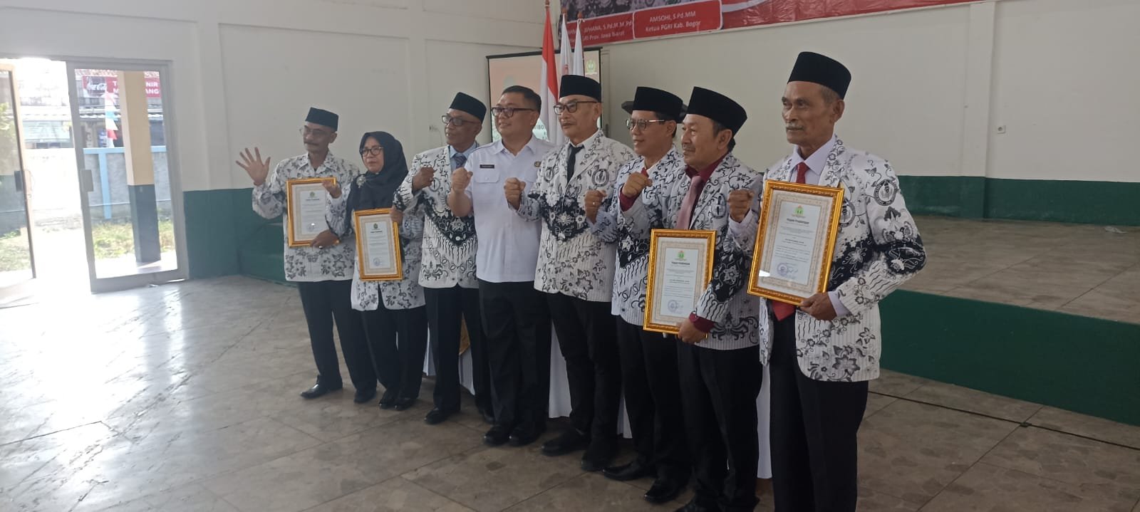 Pelantikan Pengurus Perwakilan YPLP PGRI Kabupaten Bogor - Berita Pendidikan PGRI Jawa Barat
